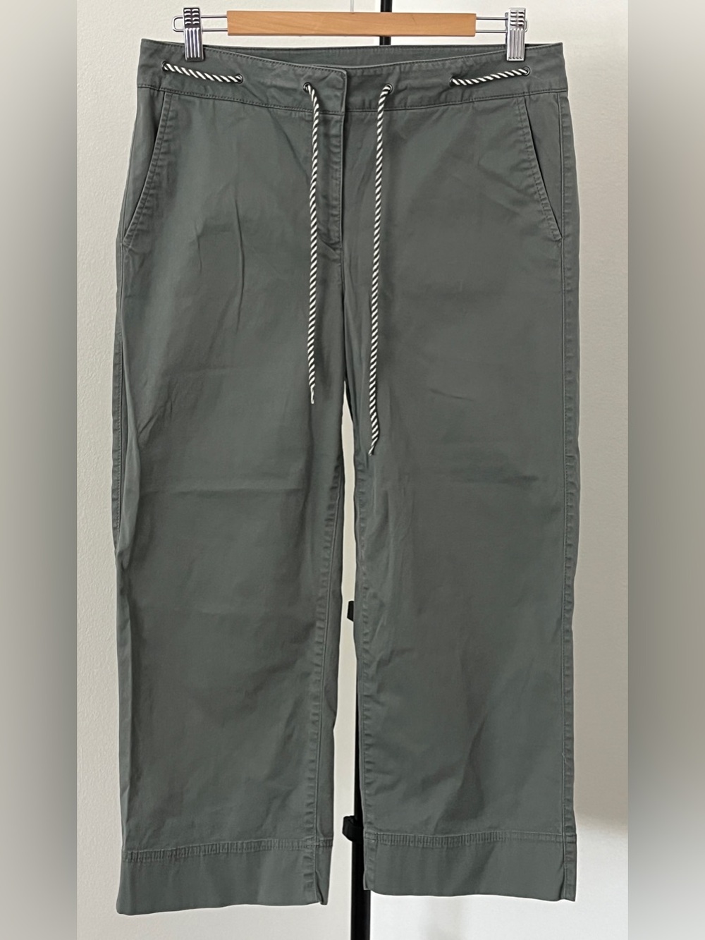 ✨ NWOT Talbots Olive Wide Crop Pants | Classic Closet Staple | Size 6